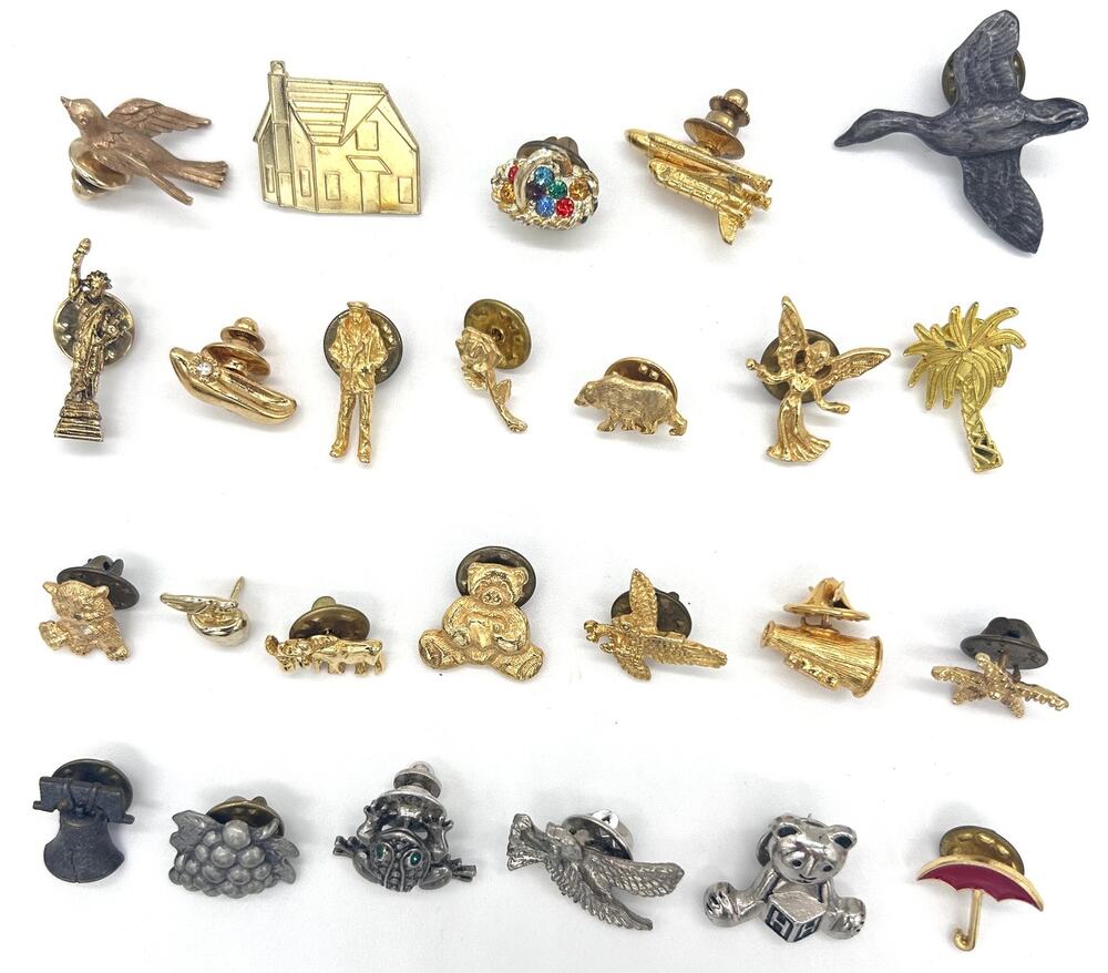 Figural Lapel Pin Lot of 25 Gold Tone Silver Tone Animals Birds Cat Reseller Lot